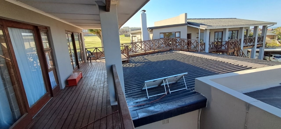  Bedroom Property for Sale in Winterstrand Eastern Cape